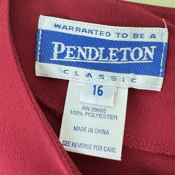 Pendleton Women’s 16 Blouse Red Satin Feel Long Sleeve Classic Career Top Office - Picture 2 of 8